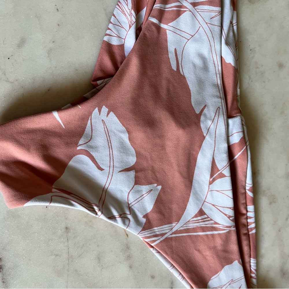 😎 Roxy Bikini Bottoms - Picture 4 of 5